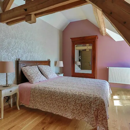 Le Clos De La Briollerie Bed and Breakfast
