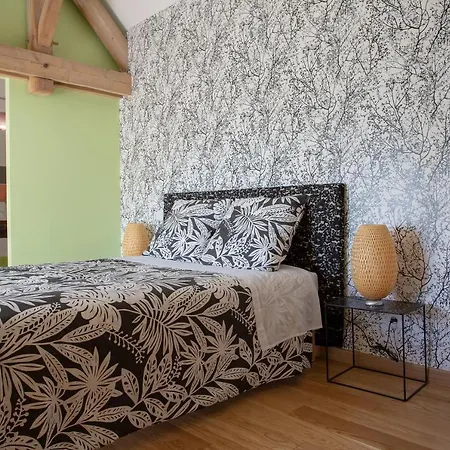 Bed and Breakfast Le Clos De La Briollerie Μποβέ