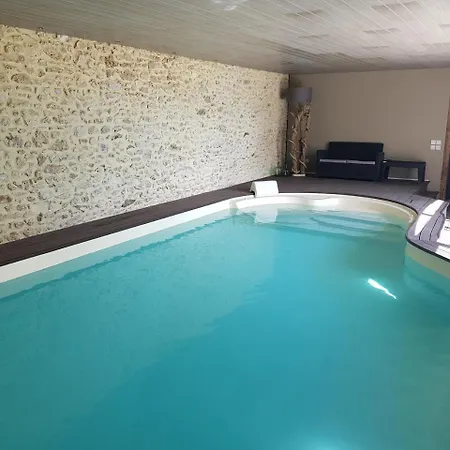 Le Clos De La Briollerie Bed and Breakfast *